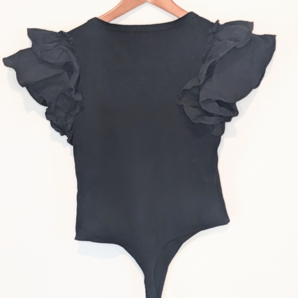 Day+Moon Black Ruffled Sleeve Ribbed Bodysuit M - Picture 5 of 6